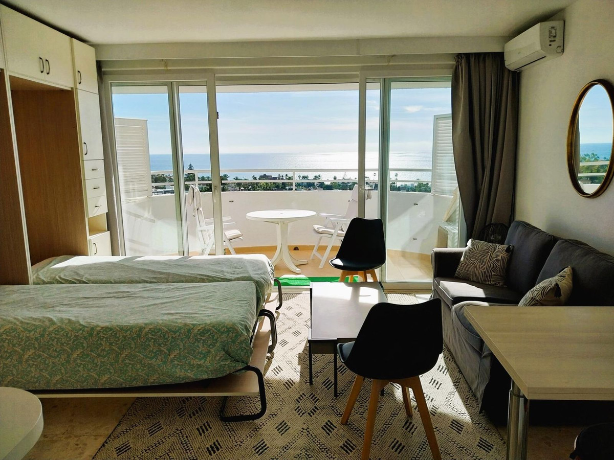 1 Bed Apartment for sale in Marbesa Costa Del Sol, Málaga, Spain