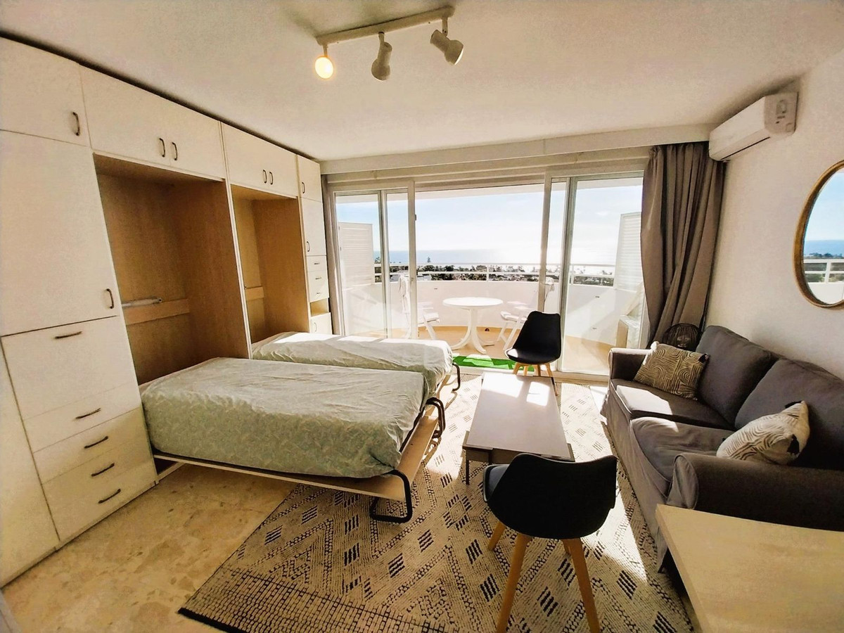 1 Bed Apartment for sale in Marbesa Costa Del Sol, Málaga, Spain