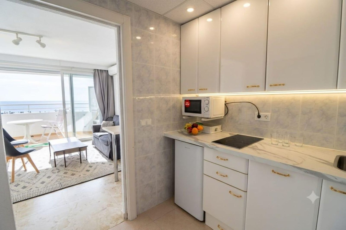 1 Bed Apartment for sale in Marbesa Costa Del Sol, Málaga, Spain