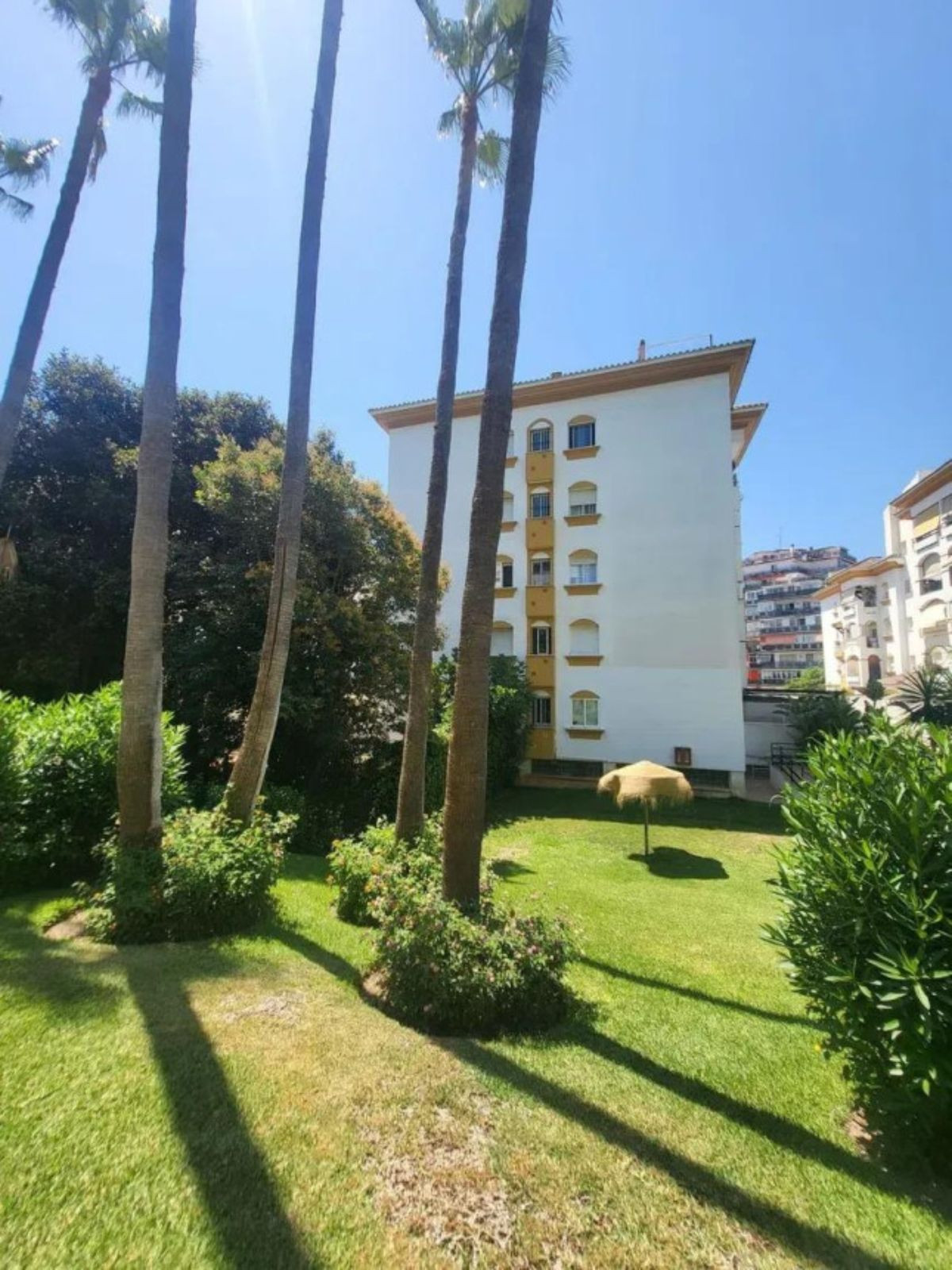 2 Bed Apartment for sale in Marbella Costa Del Sol, Málaga, Spain