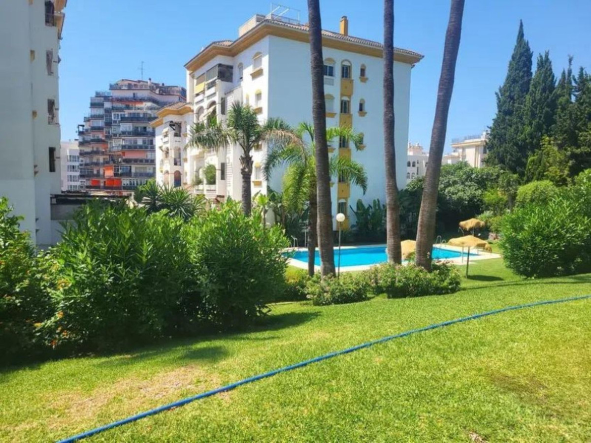 2 Bed Apartment for sale in Marbella Costa Del Sol, Málaga, Spain