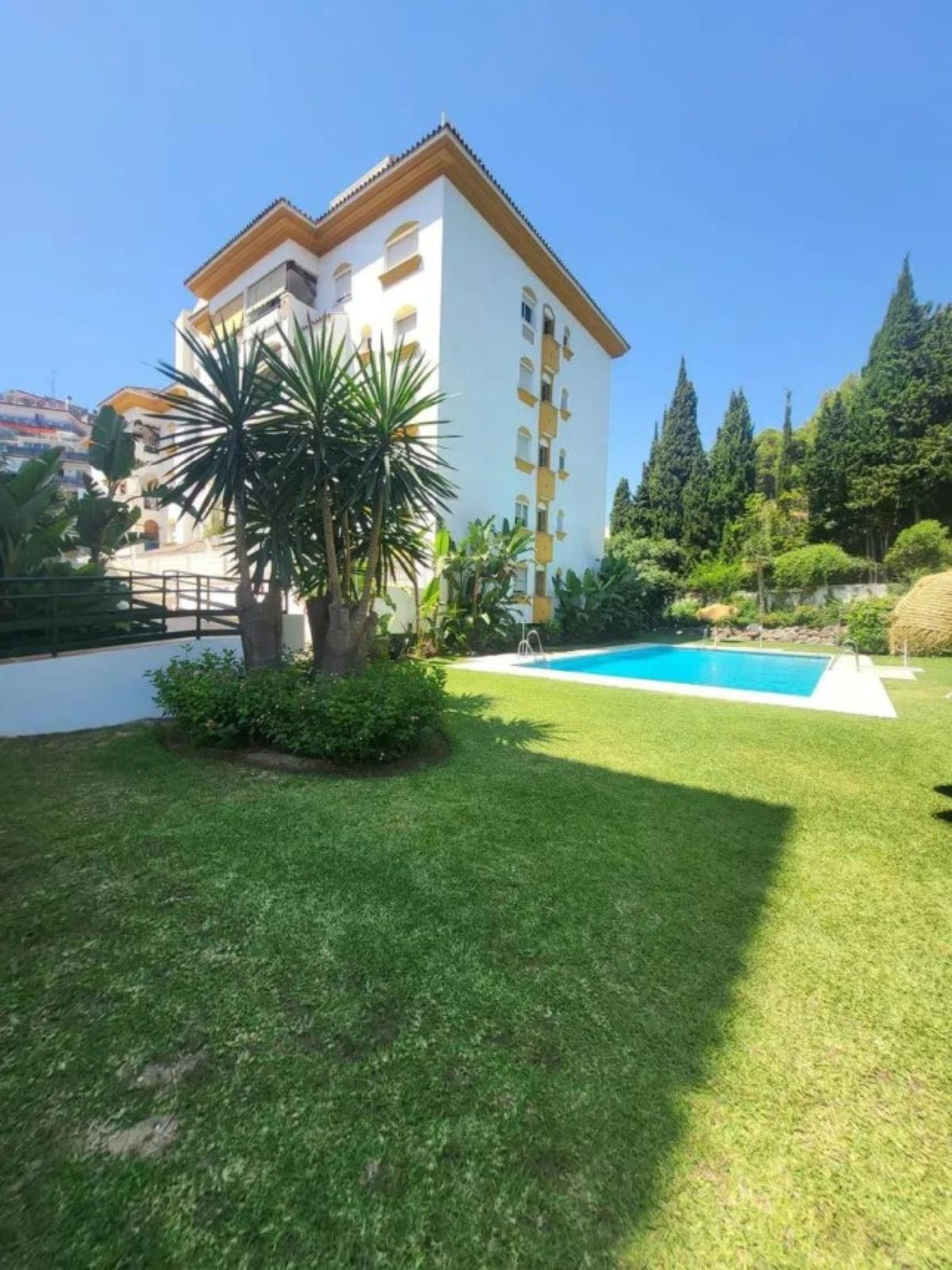 2 Bed Apartment for sale in Marbella Costa Del Sol, Málaga, Spain