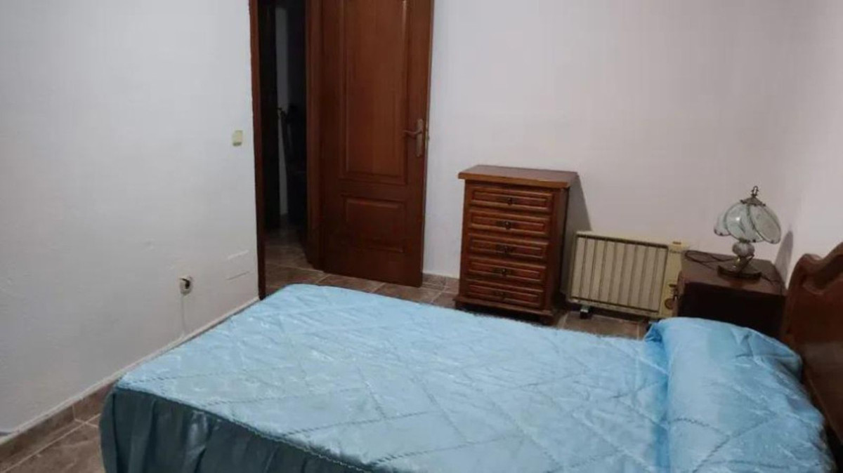 3 Bed Apartment for sale in Elviria Costa Del Sol, Málaga, Spain