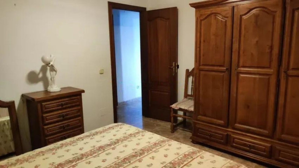 3 Bed Apartment for sale in Elviria Costa Del Sol, Málaga, Spain