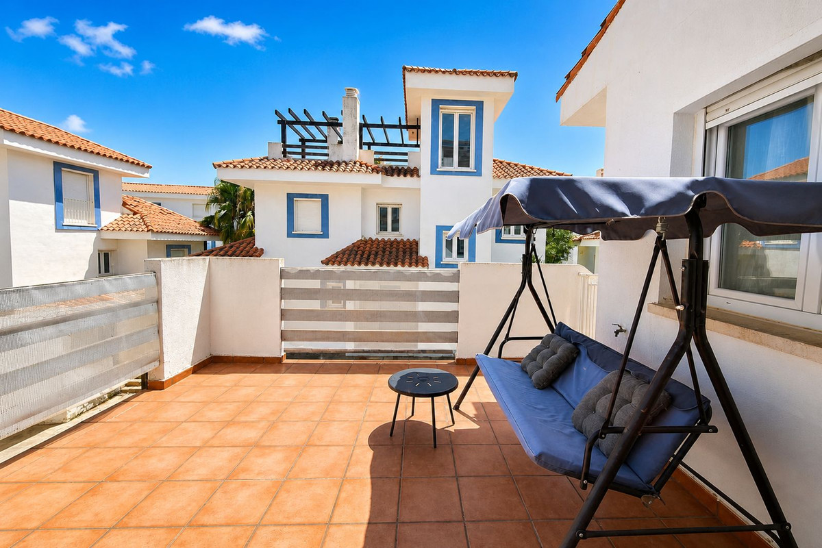 Se vende Villa - Chalet de 6 dormitorios en Costa Del Sol, Málaga, España