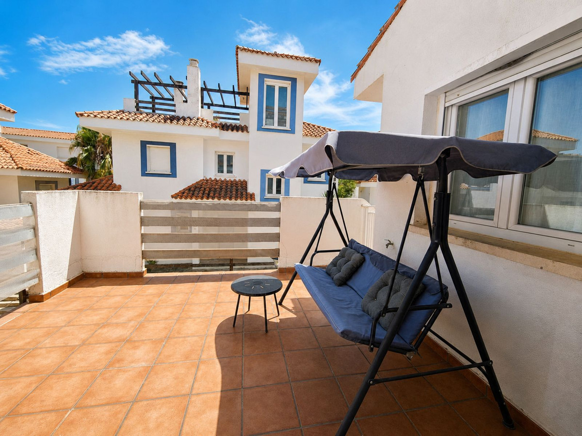 Se vende Villa - Chalet de 6 dormitorios en Costa Del Sol, Málaga, España