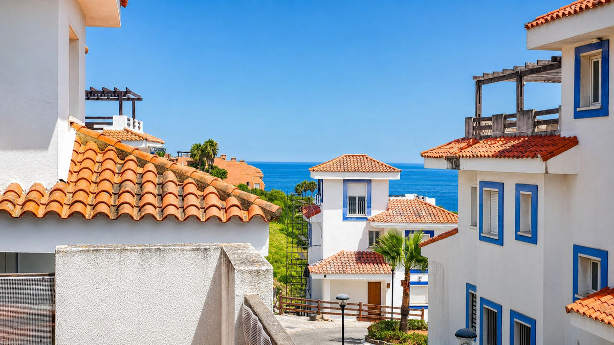 Se vende Villa - Chalet de 6 dormitorios en Costa Del Sol, Málaga, España