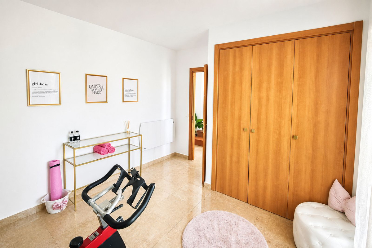 Se vende Villa - Chalet de 6 dormitorios en Costa Del Sol, Málaga, España
