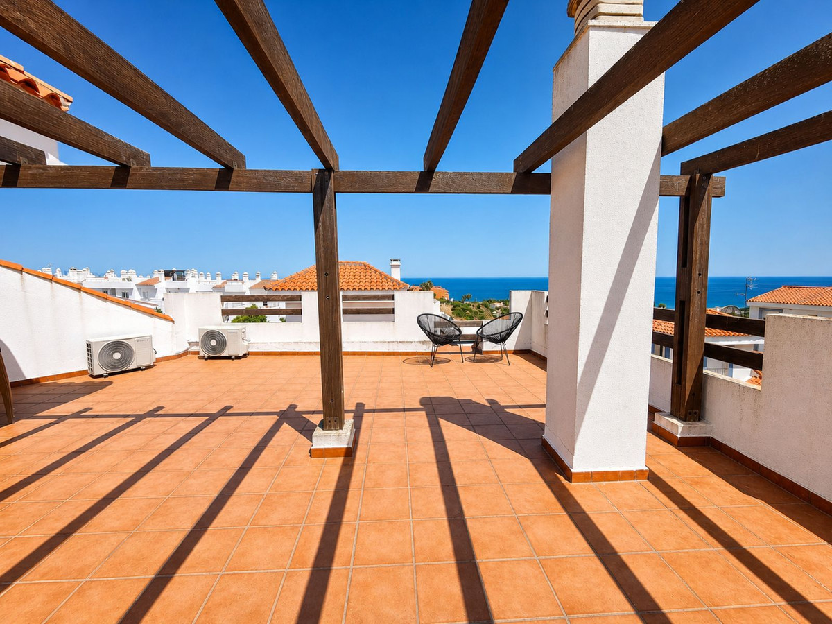 Se vende Villa - Chalet de 6 dormitorios en Costa Del Sol, Málaga, España