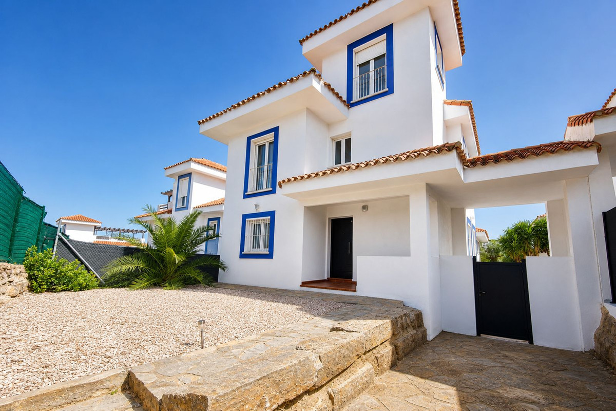 Se vende Villa - Chalet de 6 dormitorios en Costa Del Sol, Málaga, España