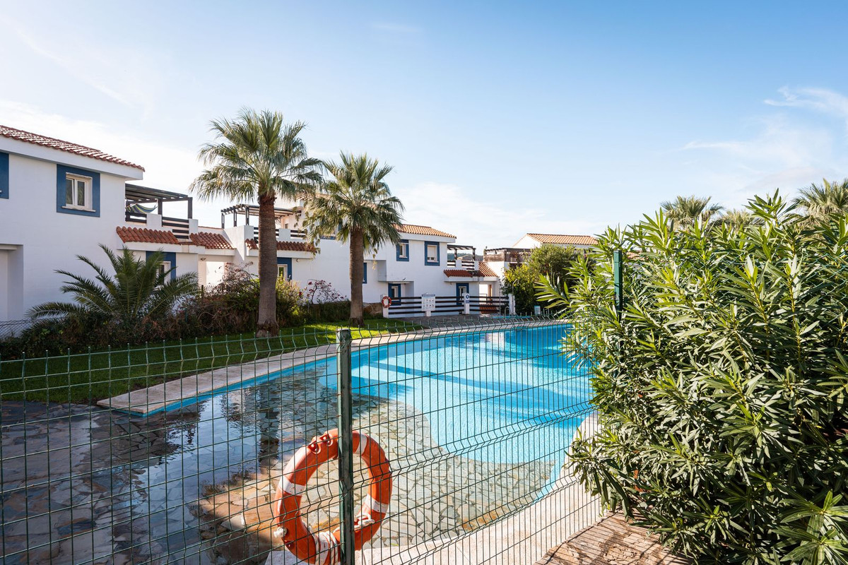 Se vende Villa - Chalet de 6 dormitorios en Costa Del Sol, Málaga, España