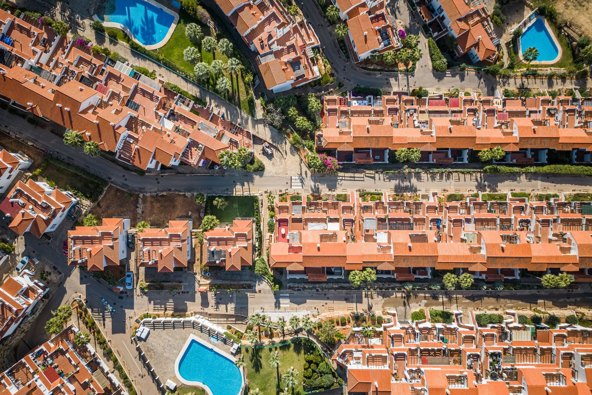 Se vende Villa - Chalet de 6 dormitorios en Costa Del Sol, Málaga, España