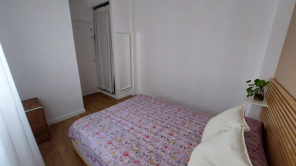 2 Bed Apartment for sale in Las Lagunas Costa Del Sol, Málaga, Spain