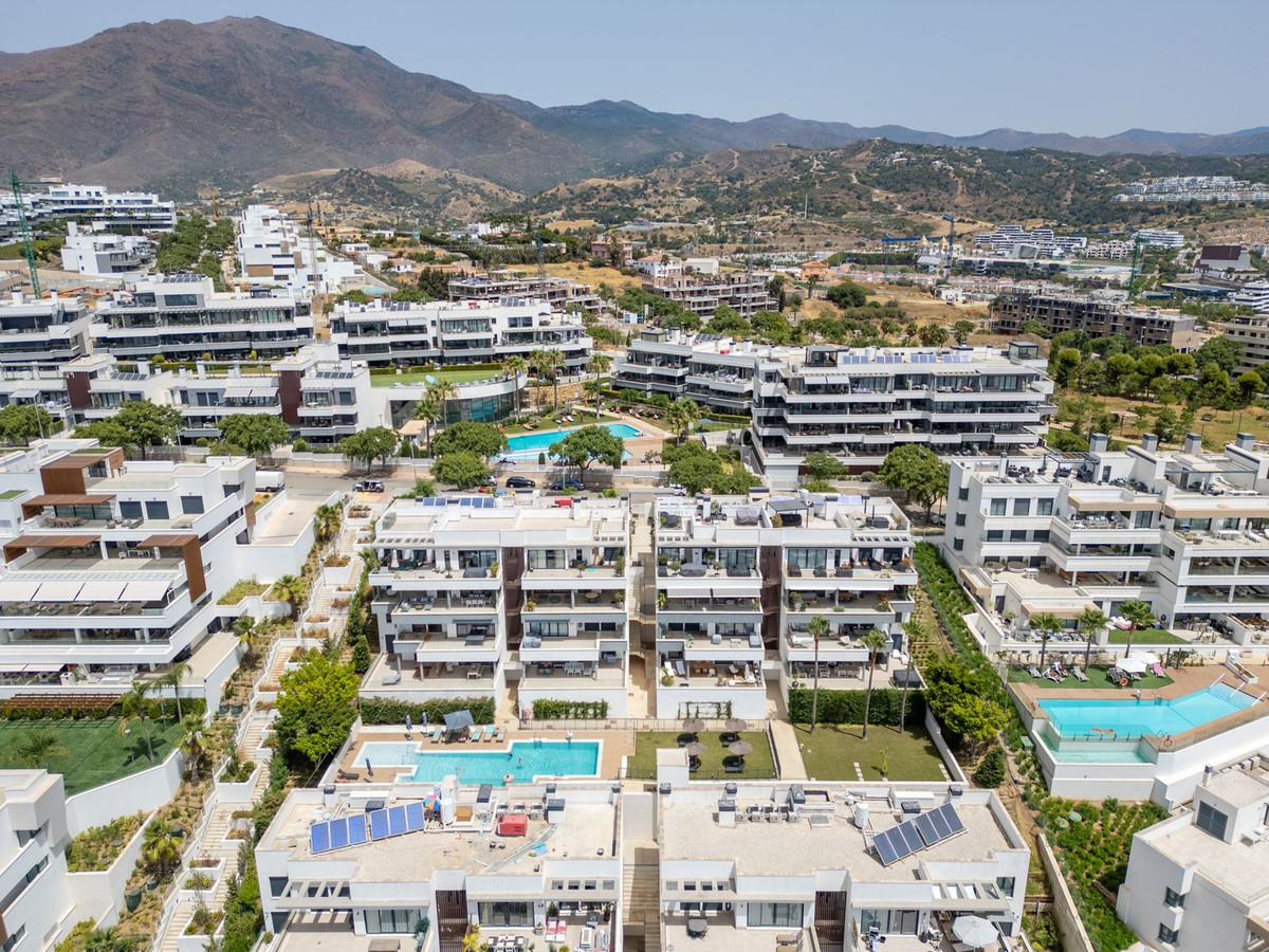 Se vende Apartamento Planta Media de 4 dormitorios en Costa Del Sol, Málaga, España