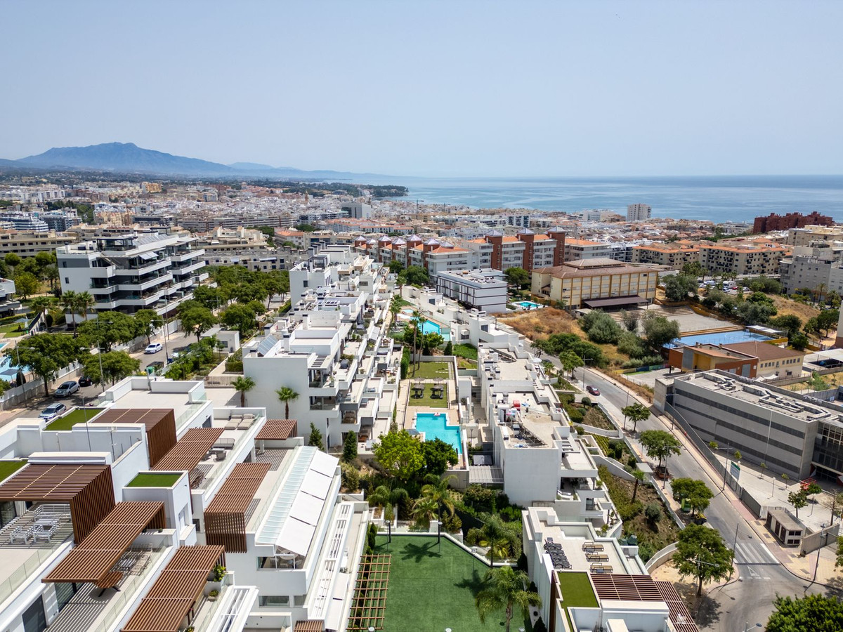 Se vende Apartamento Planta Media de 4 dormitorios en Costa Del Sol, Málaga, España
