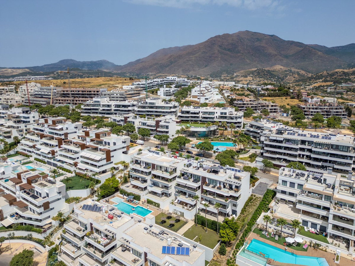 Se vende Apartamento Planta Media de 4 dormitorios en Costa Del Sol, Málaga, España