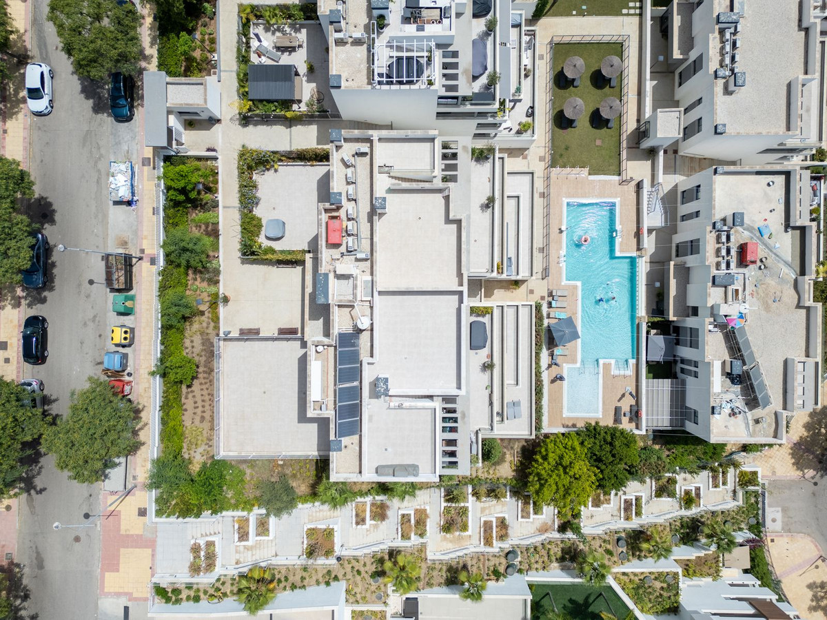 Se vende Apartamento Planta Media de 4 dormitorios en Costa Del Sol, Málaga, España