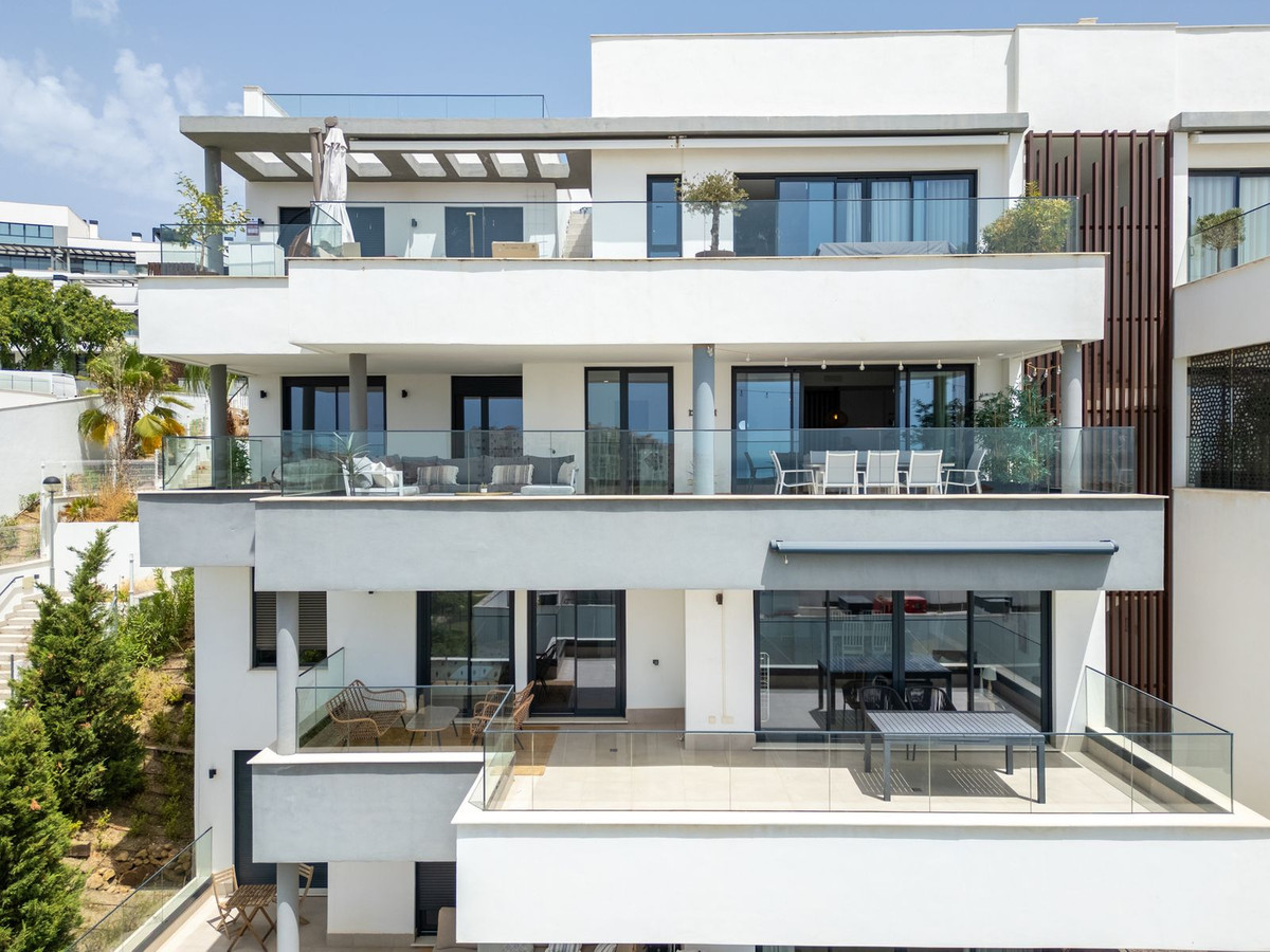 Se vende Apartamento Planta Media de 4 dormitorios en Costa Del Sol, Málaga, España
