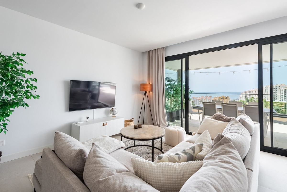 Se vende Apartamento Planta Media de 4 dormitorios en Costa Del Sol, Málaga, España