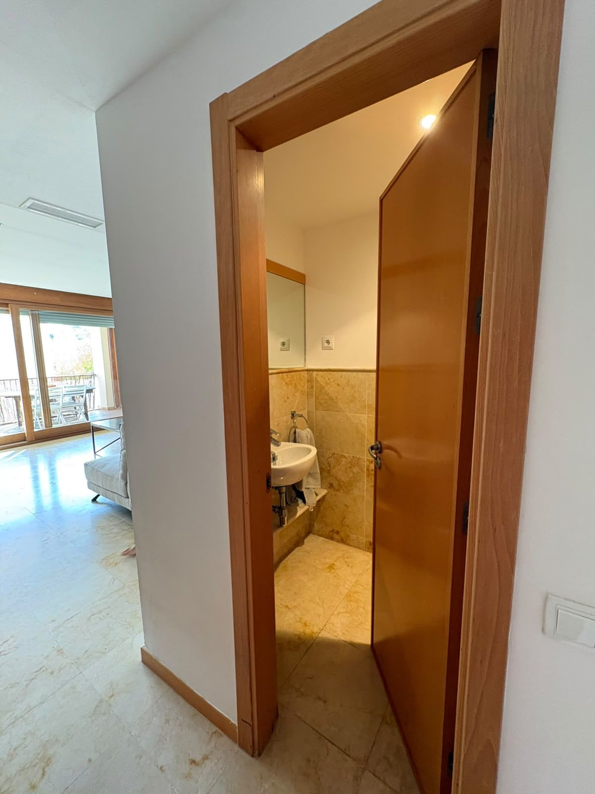 Se vende Apartamento Planta Media de 3 dormitorios en Costa Del Sol, Málaga, España