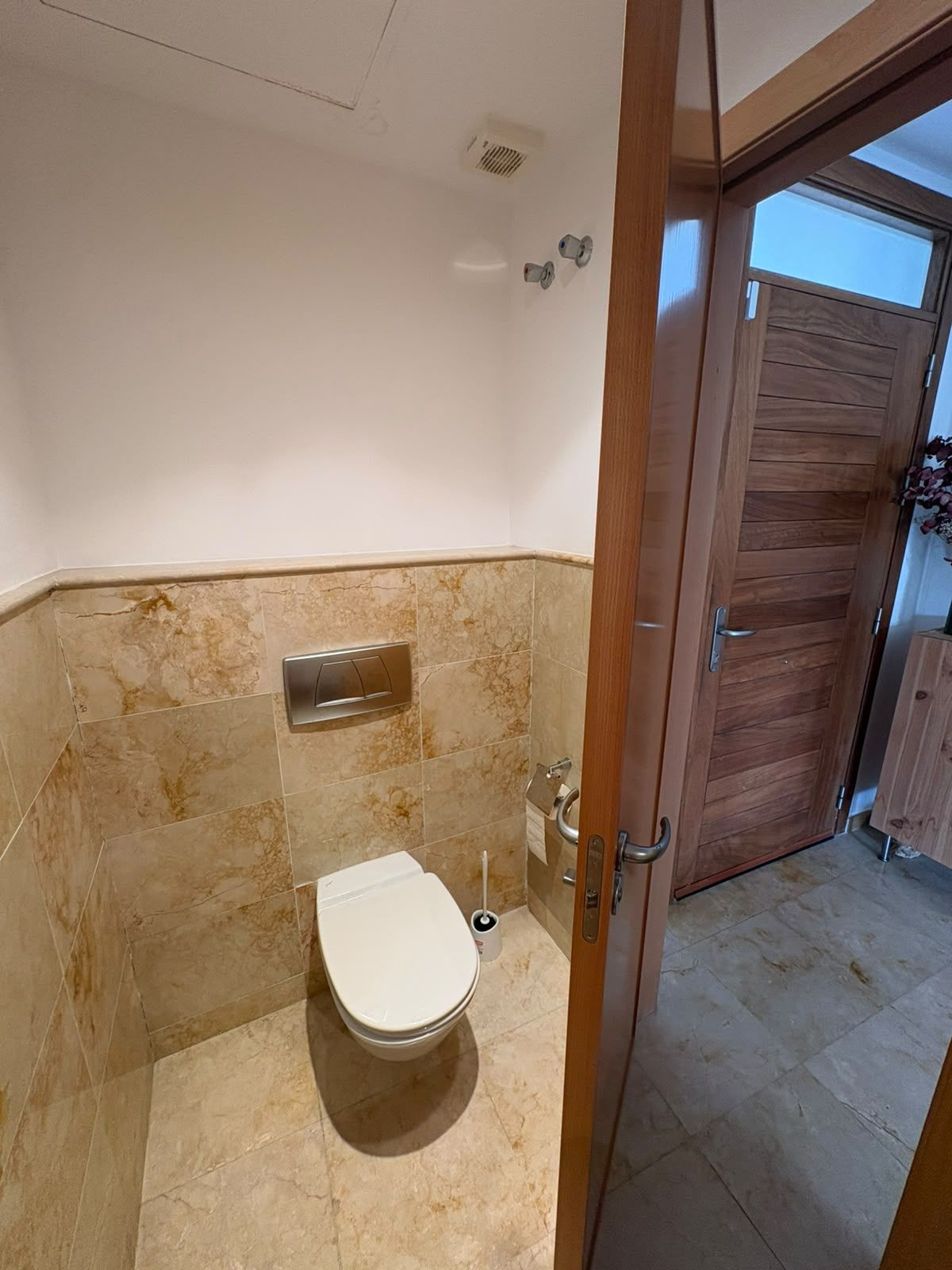 Se vende Apartamento Planta Media de 3 dormitorios en Costa Del Sol, Málaga, España