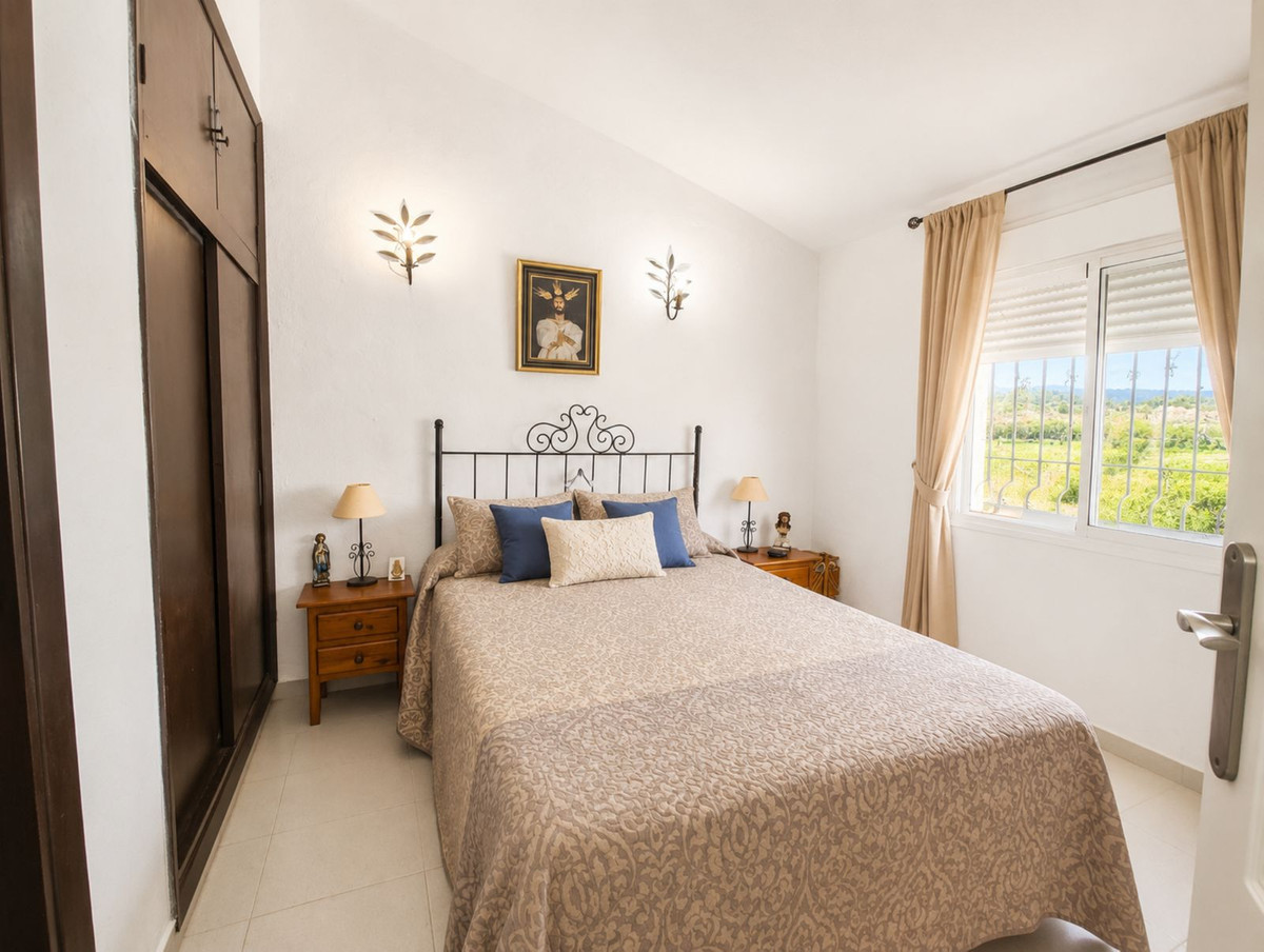 6 Bed Townhouse for sale in Estepona Costa Del Sol, Málaga, Spain