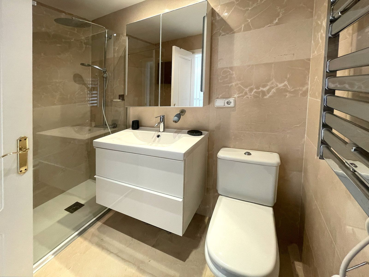 2 Bed Apartment for sale in Los Arqueros Costa Del Sol, Málaga, Spain