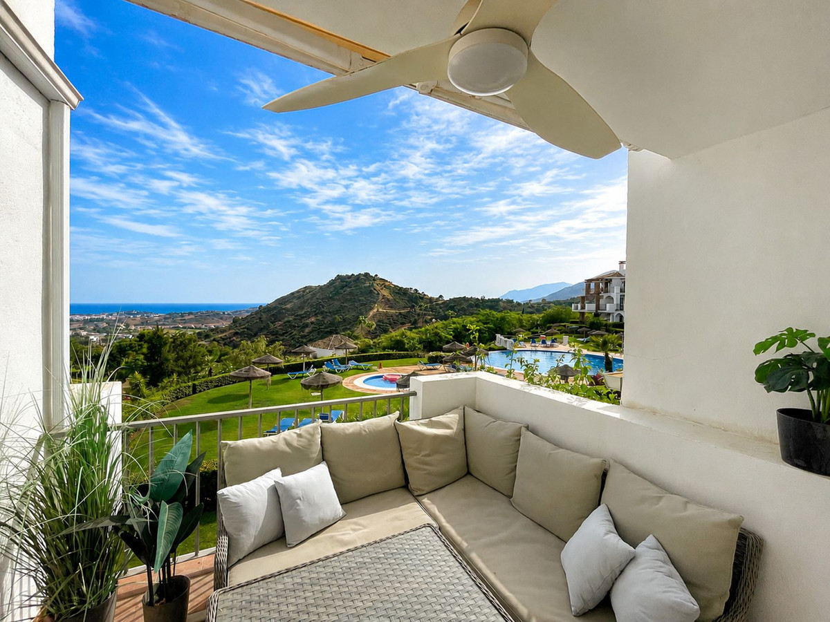 2 Bed Apartment for sale in Los Arqueros Costa Del Sol, Málaga, Spain
