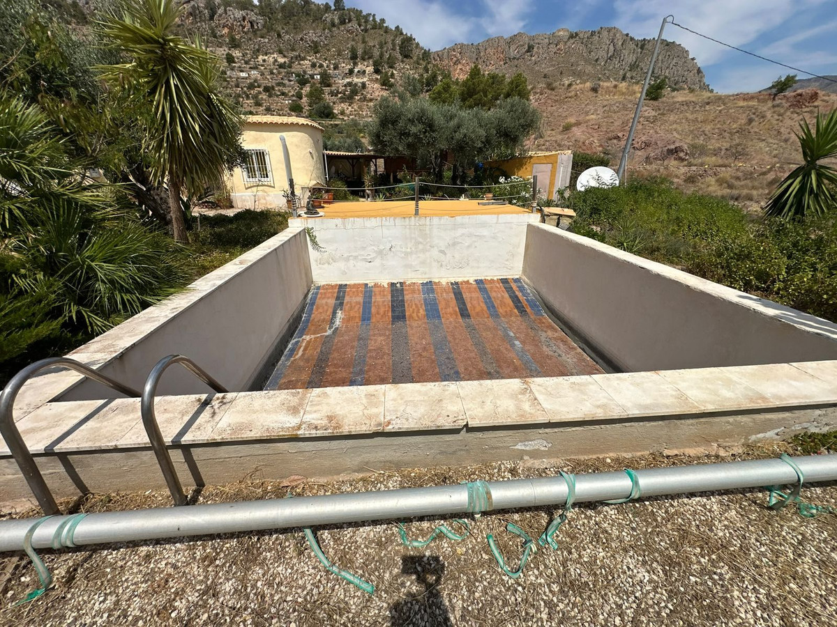 5 Bed Townhouse for sale in Orcheta Costa Blanca, Alicante, Spain