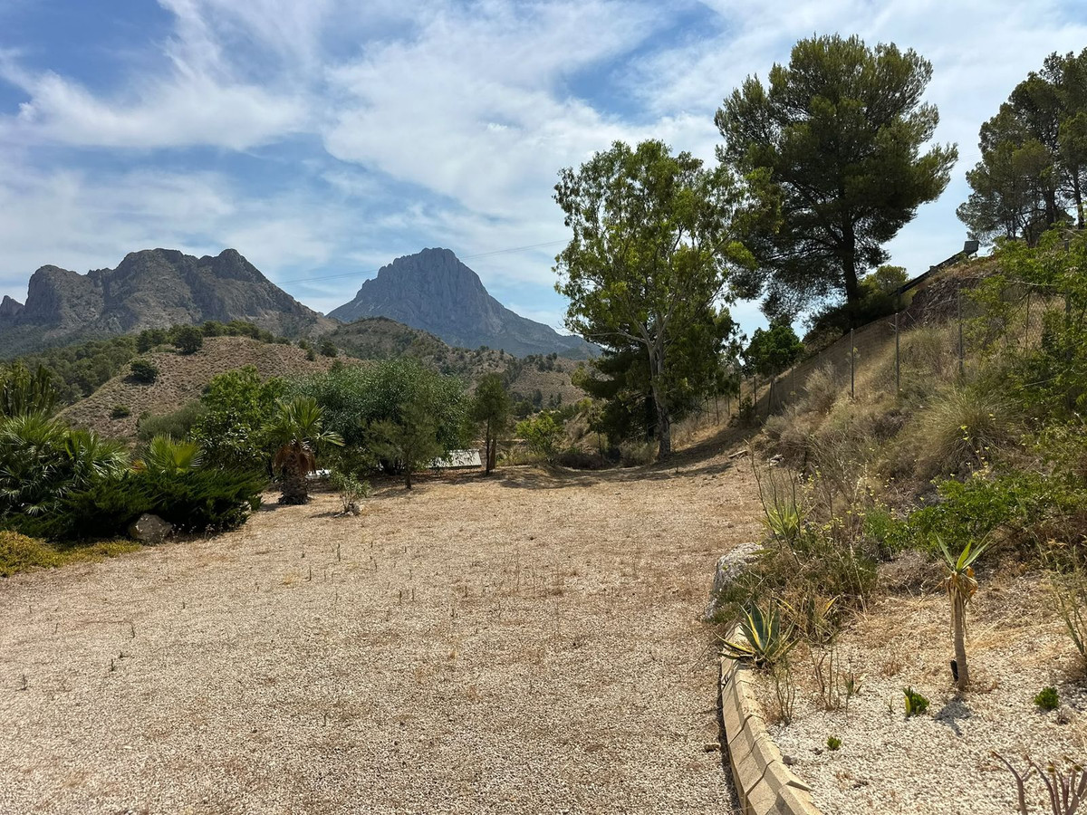 5 Bed Townhouse for sale in Orcheta Costa Blanca, Alicante, Spain