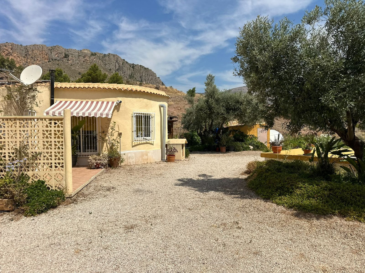 5 Bed Townhouse for sale in Orcheta Costa Blanca, Alicante, Spain