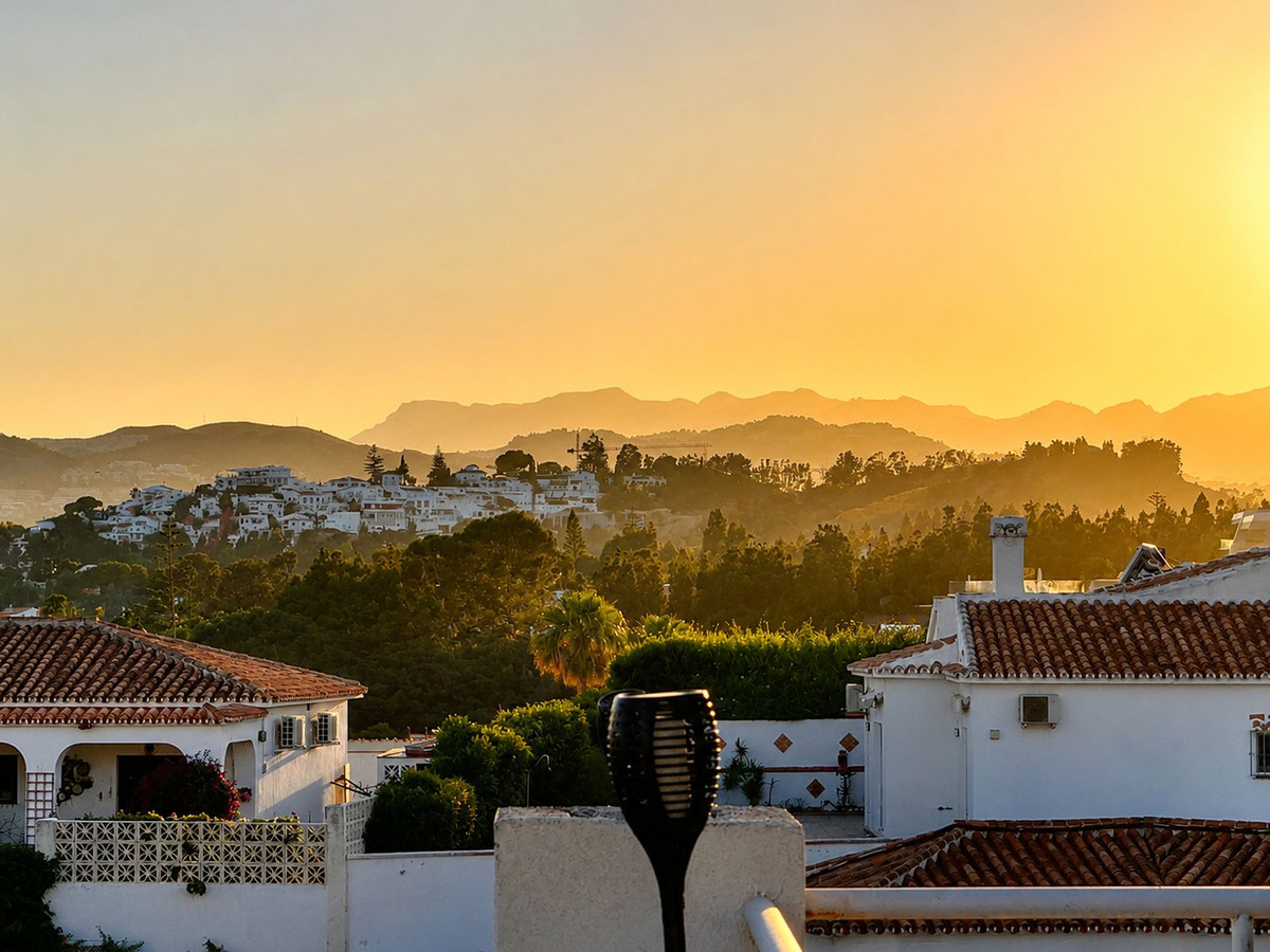 2 Bed Apartment for sale in El Chaparral Costa Del Sol, Málaga, Spain