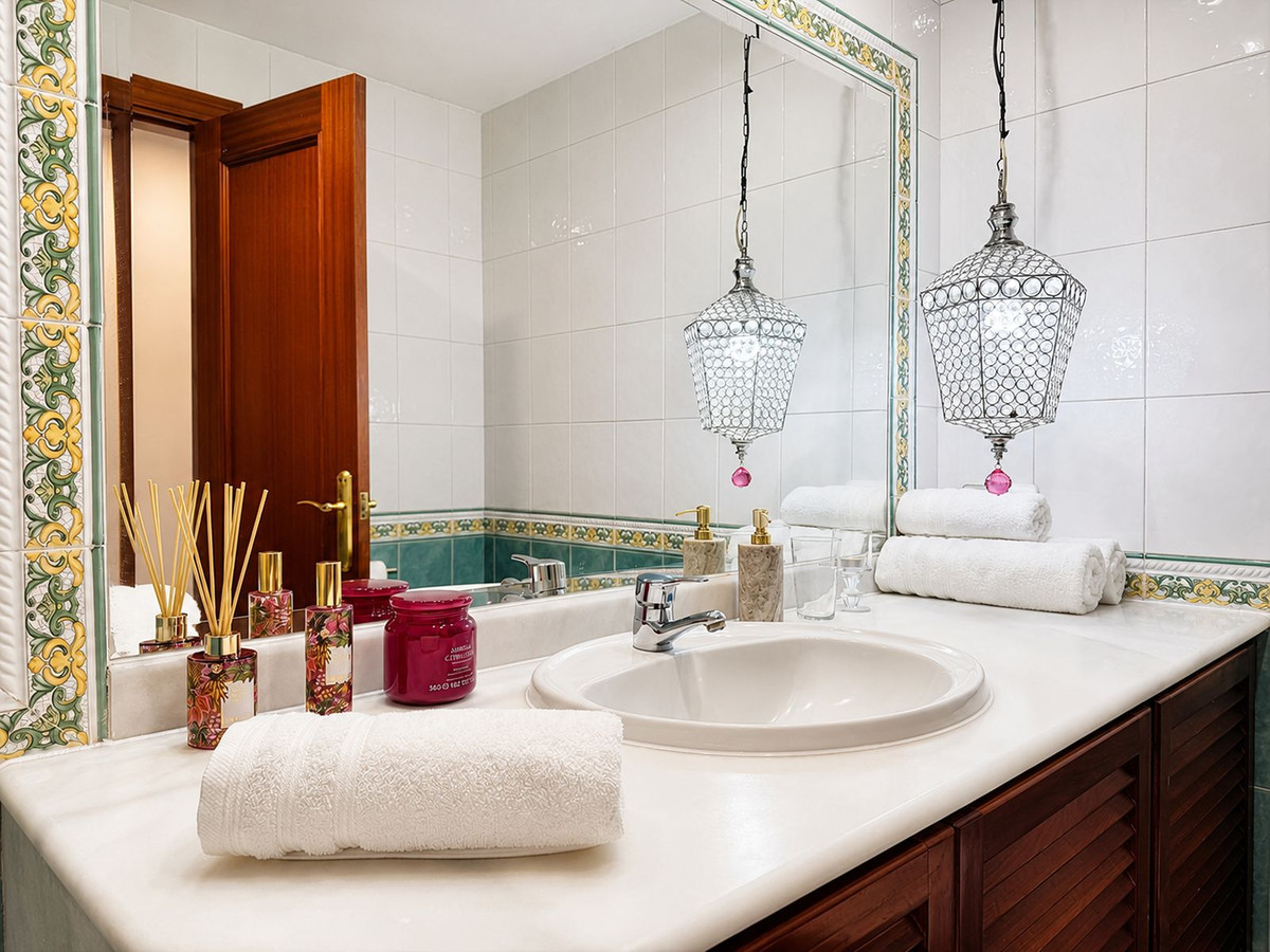 2 Bed Apartment for sale in El Chaparral Costa Del Sol, Málaga, Spain