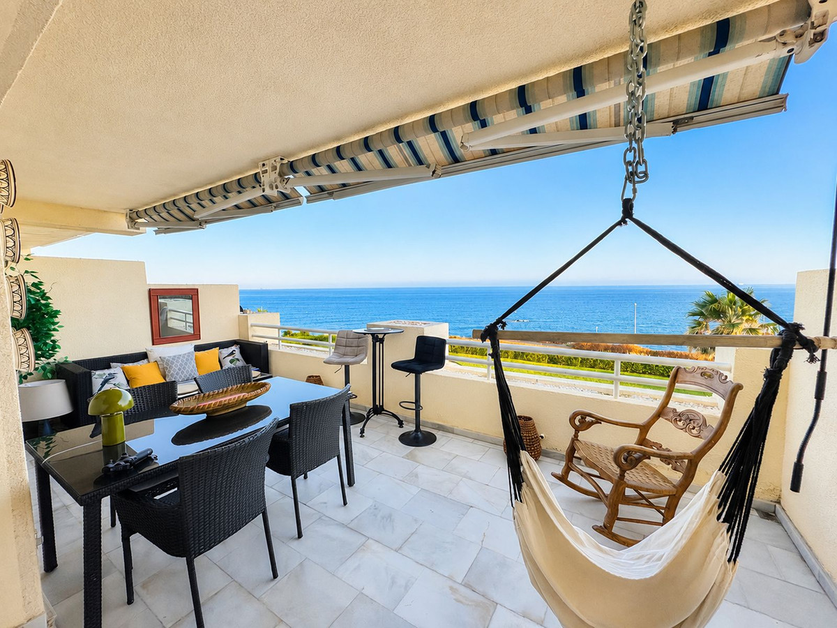 2 Bed Apartment for sale in El Chaparral Costa Del Sol, Málaga, Spain