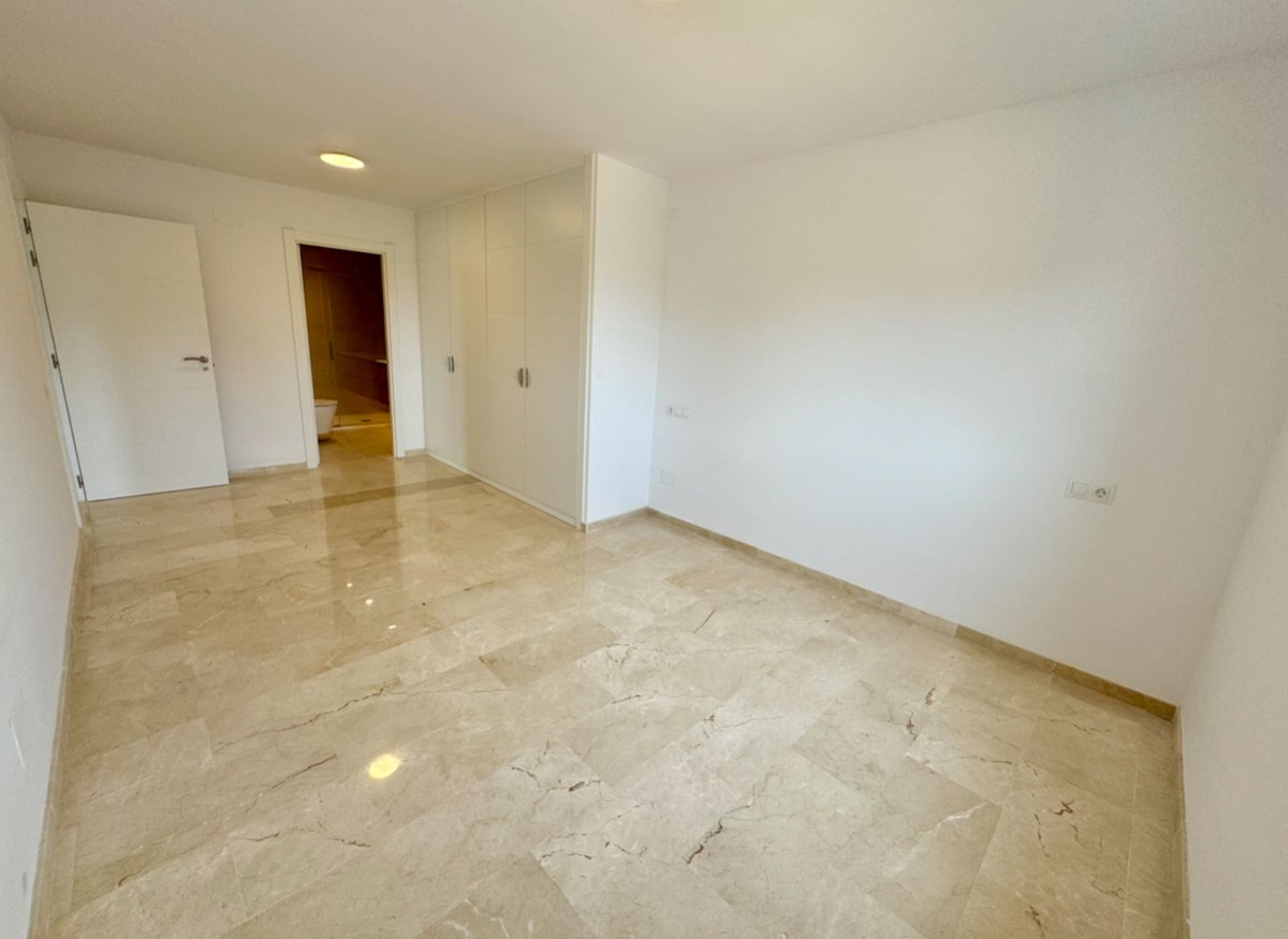 3 Bed Apartment for sale in Atalaya Costa Del Sol, Málaga, Spain