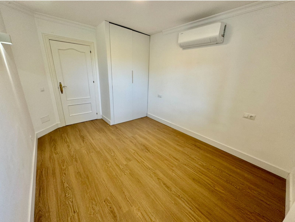2 Bed Apartment for sale in Atalaya Costa Del Sol, Málaga, Spain