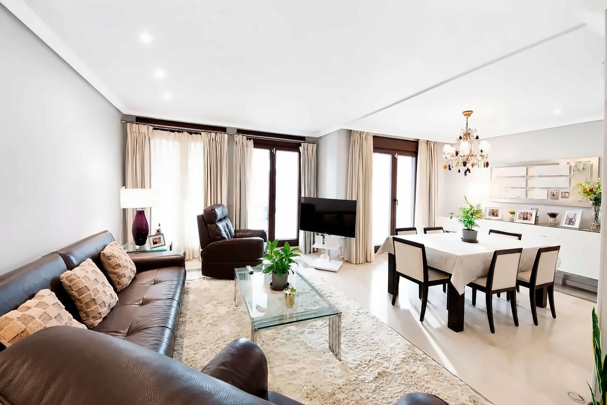 2 Bed Apartment for sale in Los Arqueros Costa Del Sol, Málaga, Spain