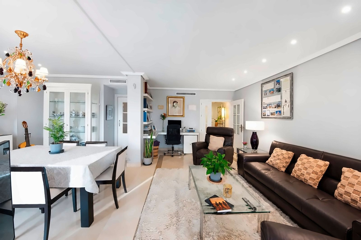 2 Bed Apartment for sale in Los Arqueros Costa Del Sol, Málaga, Spain