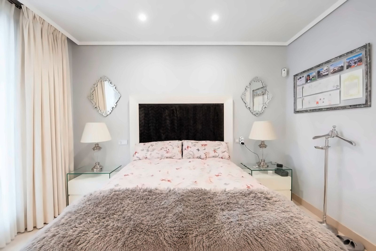 2 Bed Apartment for sale in Los Arqueros Costa Del Sol, Málaga, Spain