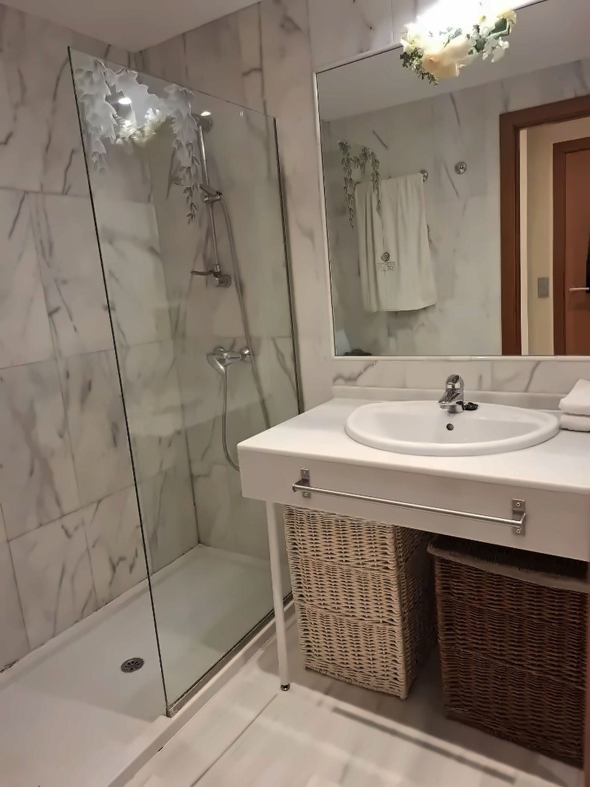 1 Bed Apartment for sale in Los Flamingos Costa Del Sol, Málaga, Spain