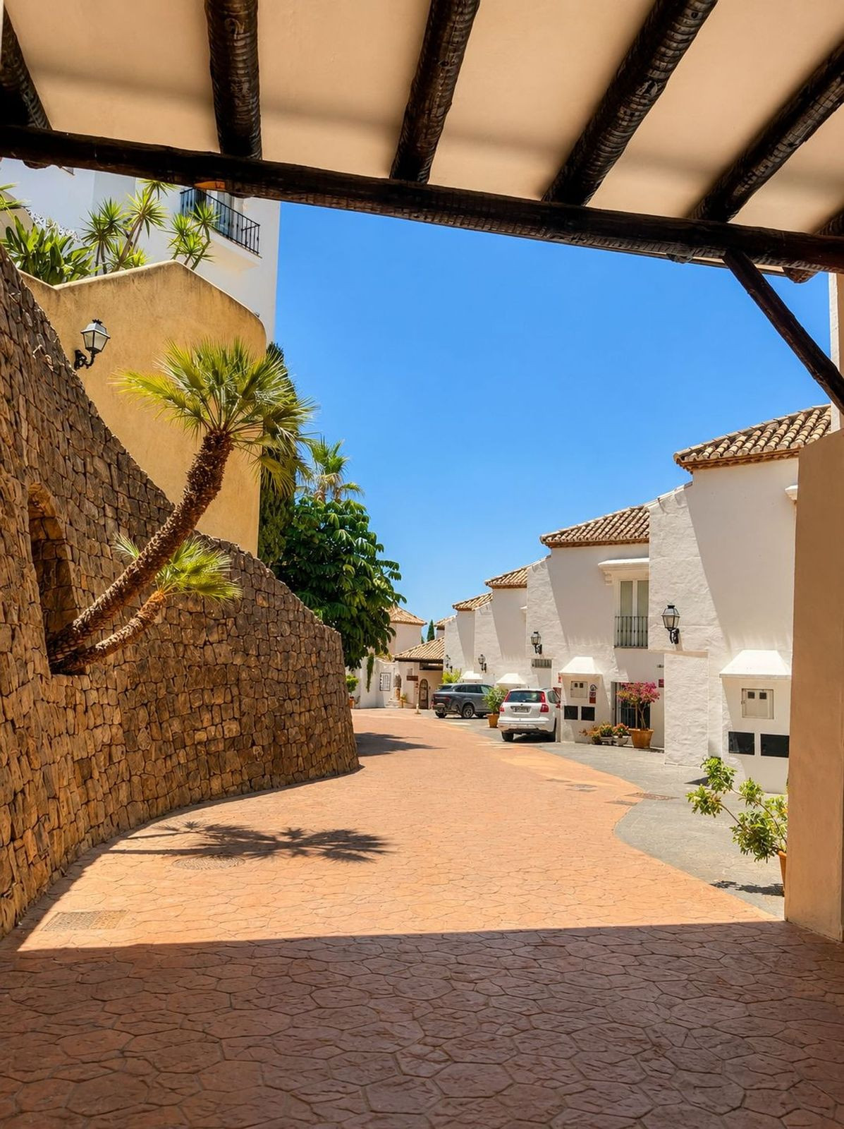 3 Bed Apartment for sale in La Quinta Costa Del Sol, Málaga, Spain