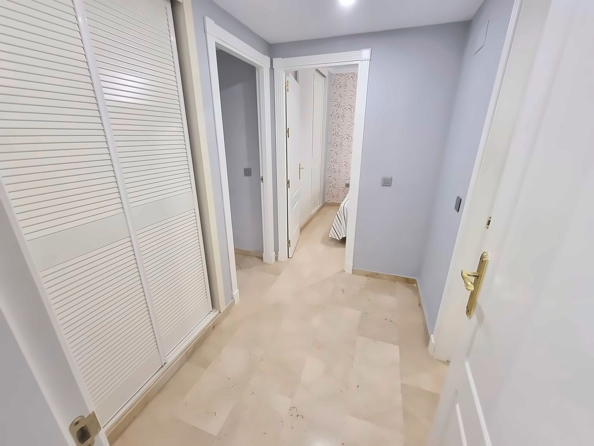 2 Bed Apartment for sale in Puerto Banús Costa Del Sol, Málaga, Spain