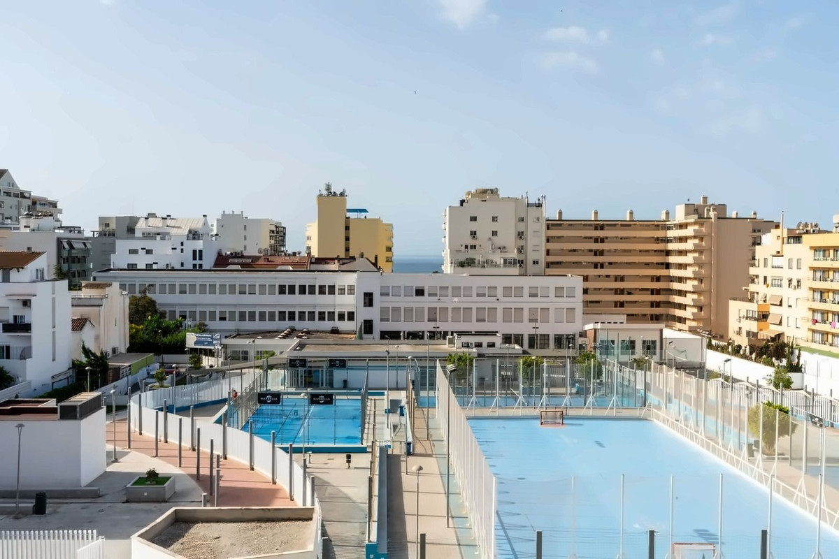 3 Bed Apartment for sale in Marbella Costa Del Sol, Málaga, Spain