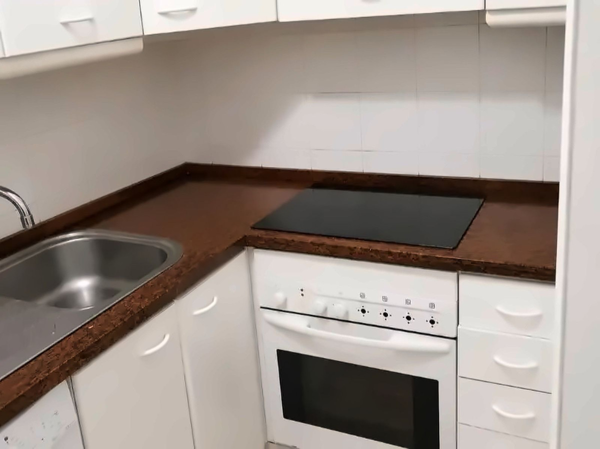 2 Bed Apartment for sale in Nueva Andalucía Costa Del Sol, Málaga, Spain