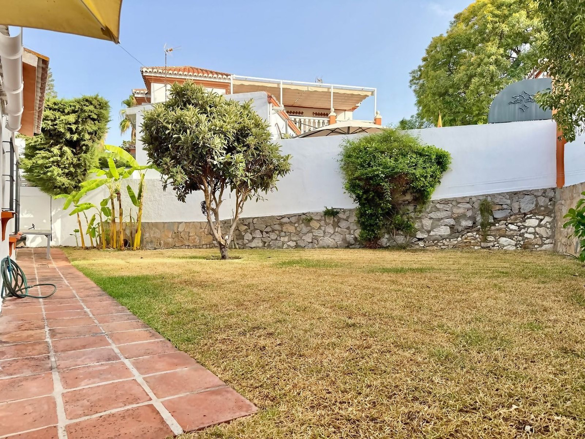 4 Bed Townhouse for sale in Las Brisas Costa Del Sol, Málaga, Spain