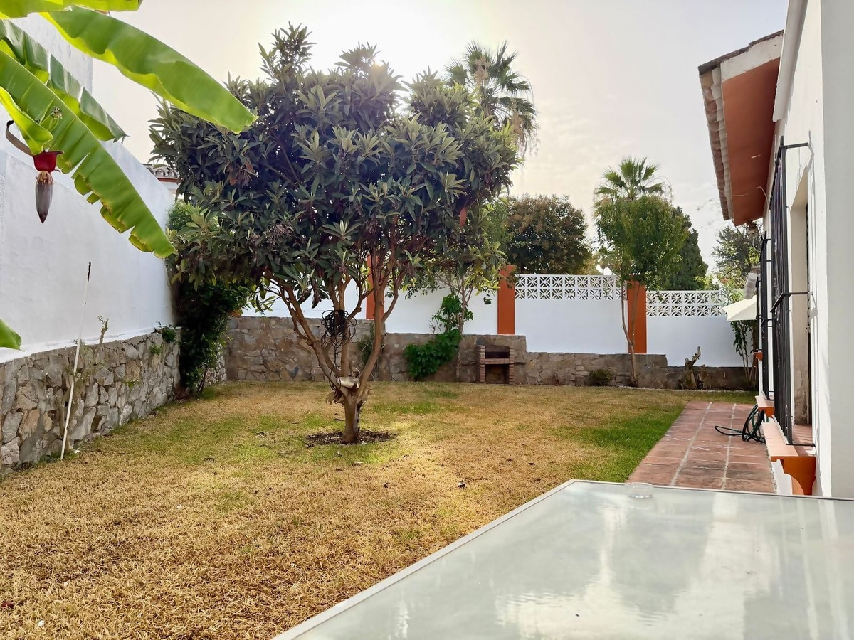 4 Bed Townhouse for sale in Las Brisas Costa Del Sol, Málaga, Spain