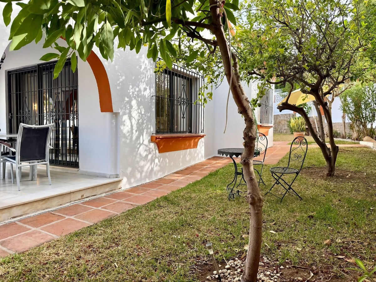 4 Bed Townhouse for sale in Las Brisas Costa Del Sol, Málaga, Spain