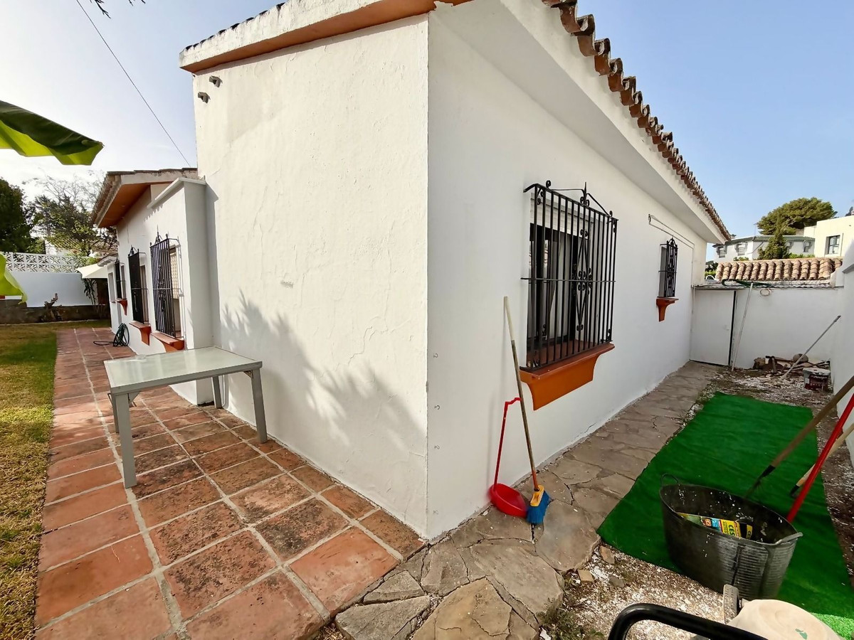 4 Bed Townhouse for sale in Las Brisas Costa Del Sol, Málaga, Spain