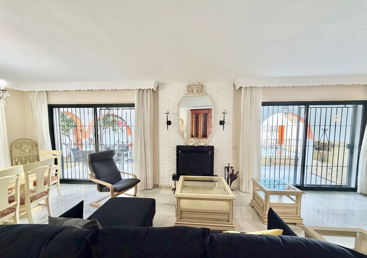 4 Bed Townhouse for sale in Las Brisas Costa Del Sol, Málaga, Spain