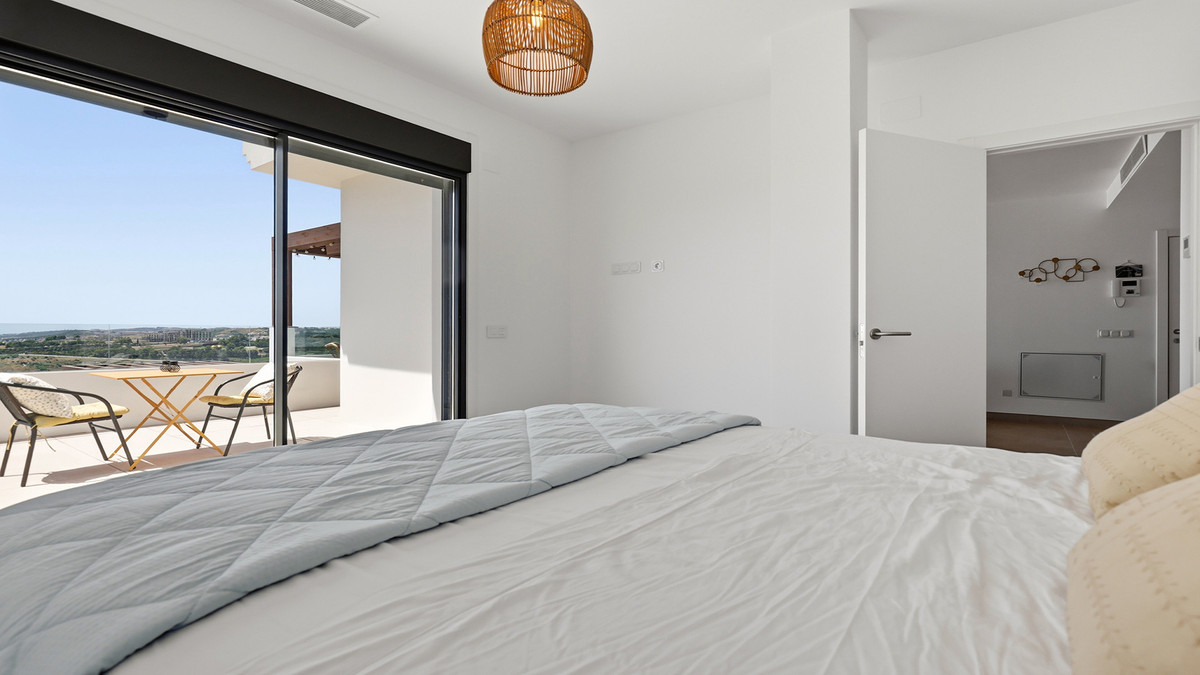 3 Bed Apartment for sale in Casares Costa Del Sol, Málaga, Spain